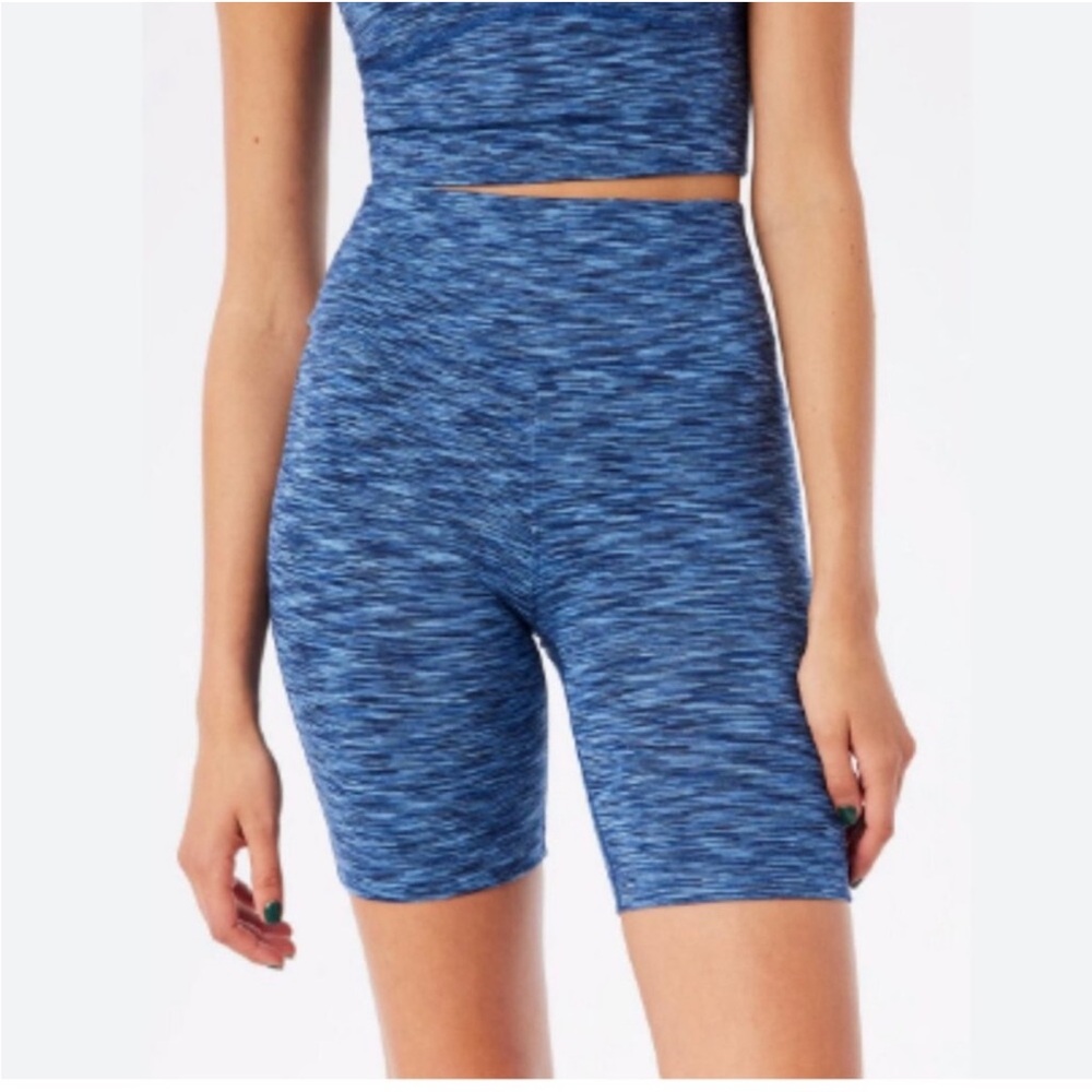 Outdoor Voices 7” Biker Shorts